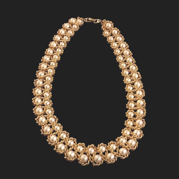 Vintage Jewelry - Vintage Napier Gold Tone Faux Pearl Necklace